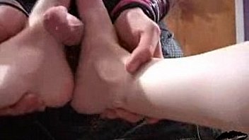 Liz Vicious Gothic footjob