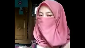 MASIH BERHIJAB BUAT VIDEO PAMER MEMEK | HALOTOTO21.COM | HALOTOTO | HALOTOTO.ONLINE