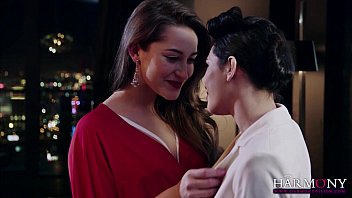 Dani Daniels in Elegant Lesbians