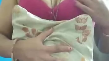 Matrue Indian Aunt Showing Big Boobs And Bra Panty Close-up Very Hot And Romantic