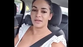 Luna responde, e menino ou menina? Tire suas duvidas aqui com ela a rainha do porno. Diretamente do UBER