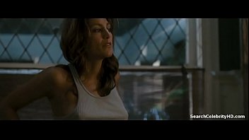 Jennifer Esposito in Crash 2004