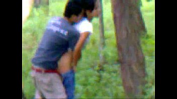 Desi girlfriend outdoor fucking with boyfriend