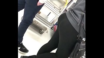 Big booty gf at Walmart