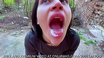 Sucking in public outdoors near people and getting hot sticky cum in her mouth