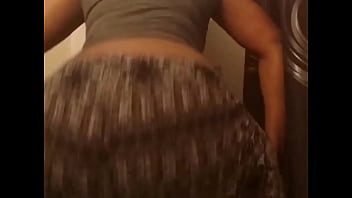 Ebony ex dancing